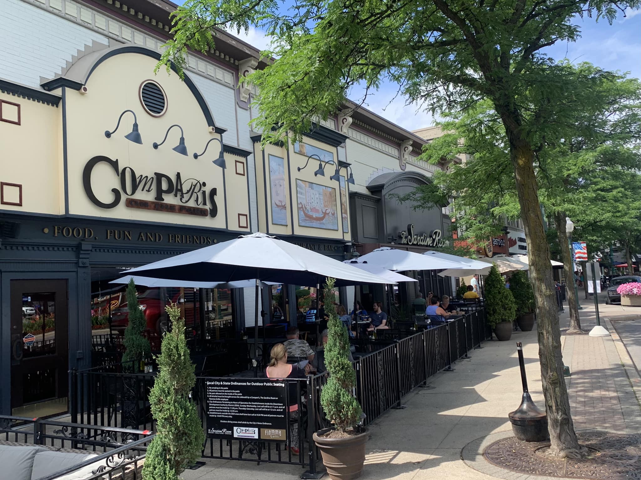 Compari's on the Park in Plymouth, Michigan